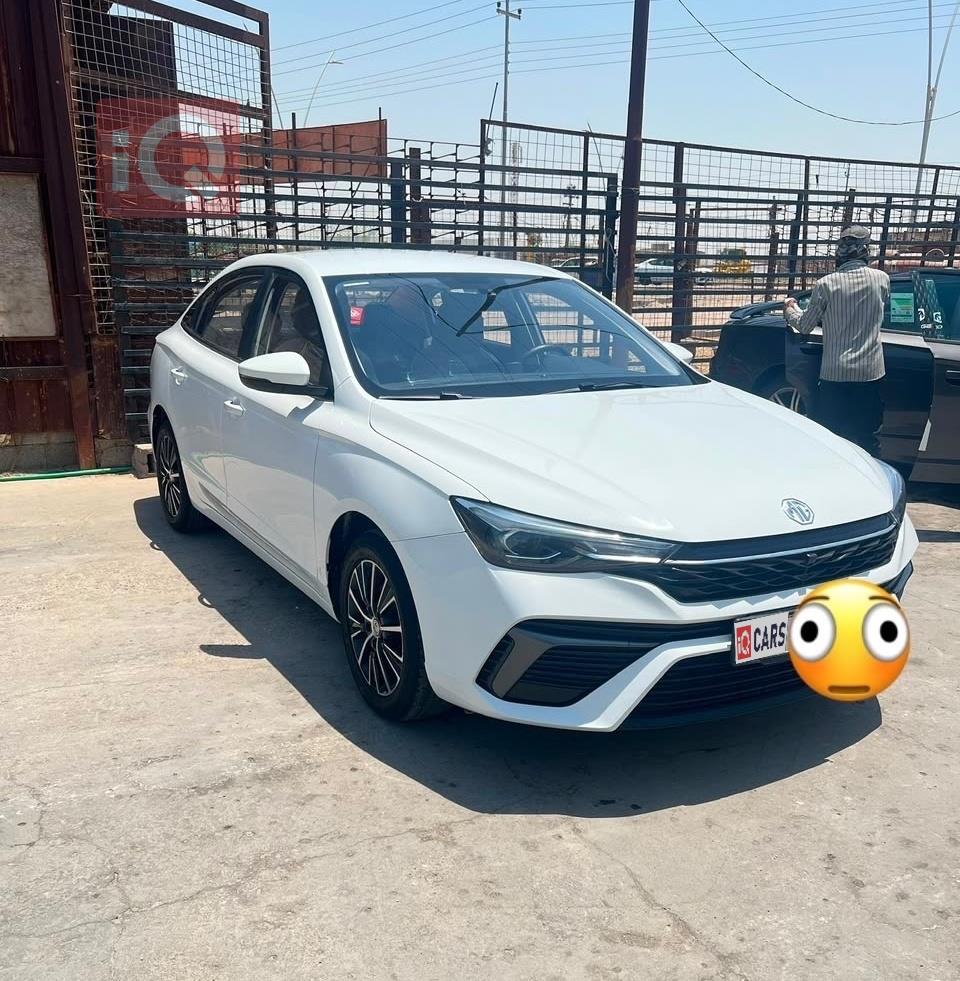 MG 5 Plus